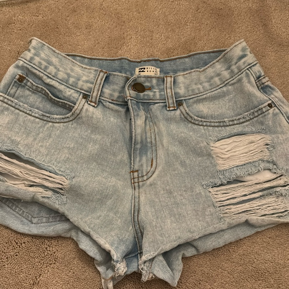 Billabong shorts
